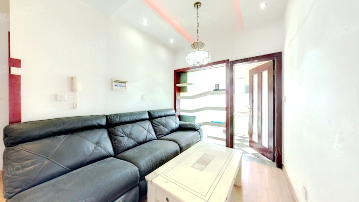 京龙名苑二手房实景图