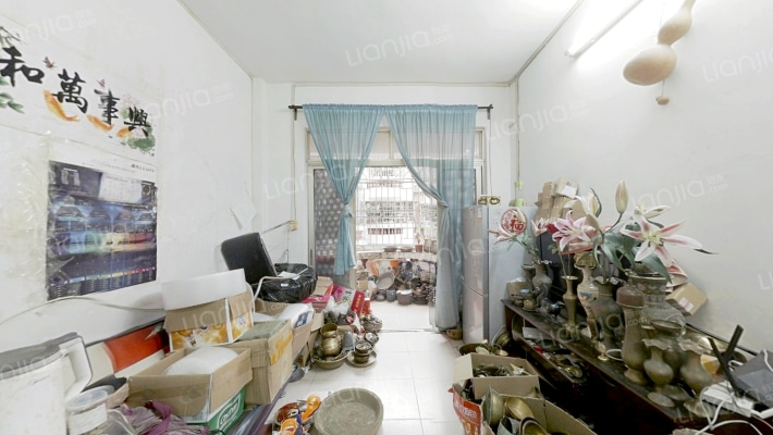 宏威新村二手房实景图