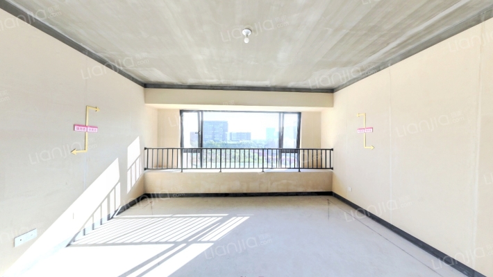 中海玺悦二手房实景图