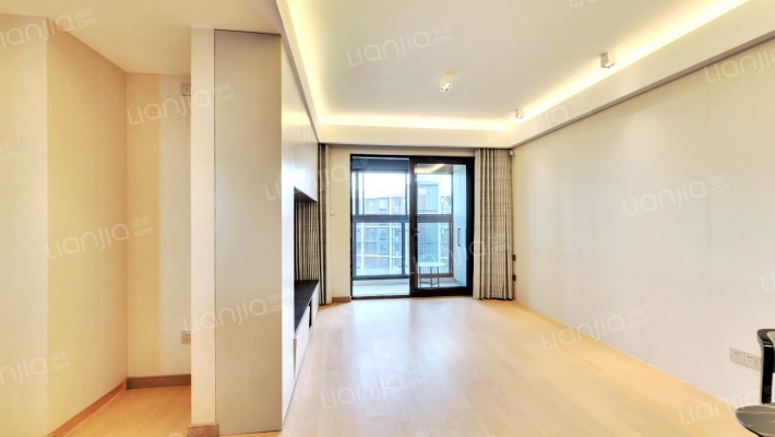 万科天空之城二期云之谷二手房实景图