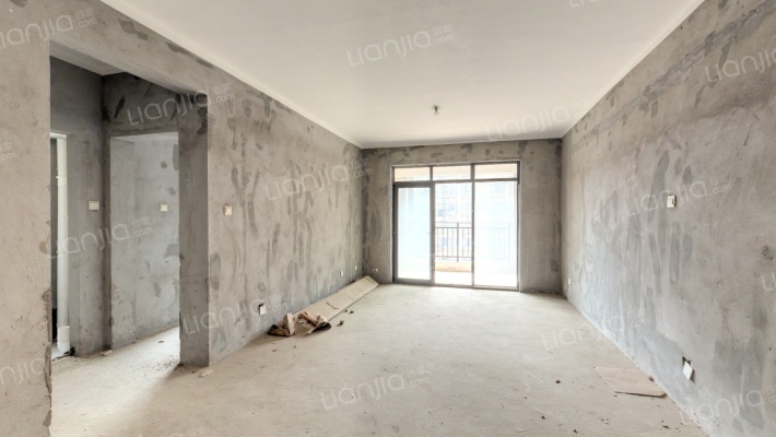 中鼎江岸花城二手房实景图