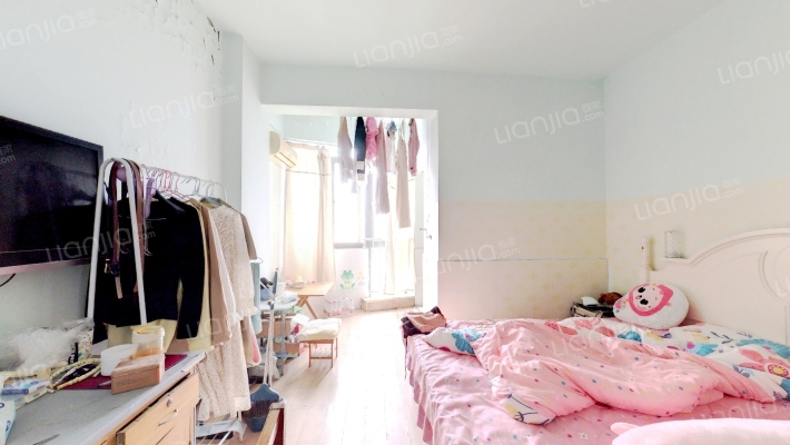 伟业芝华室二手房实景图