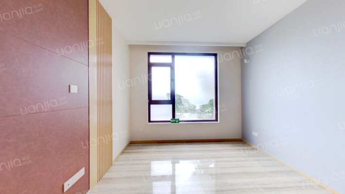 浦发罗兰翡丽二手房实景图