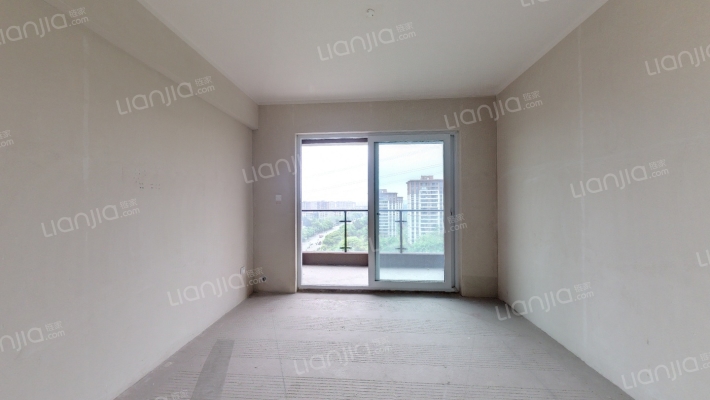 碧桂园翡翠城2期峰璟二手房实景图