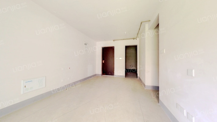 铂翠廷二手房实景图