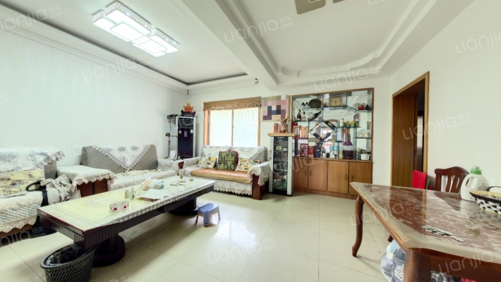 建秦苑小区二手房实景图