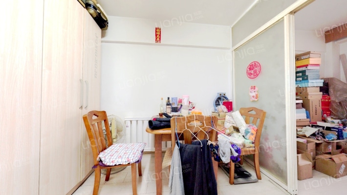 保工怡园二手房实景图