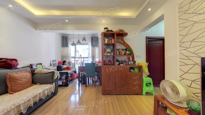 中天甜蜜小镇5组团二手房实景图