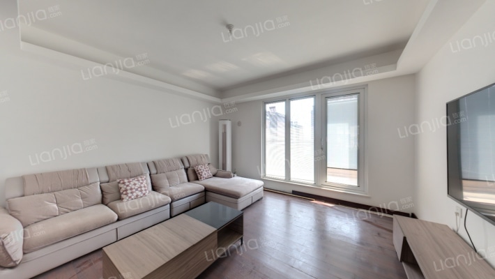 万科蓝山二手房实景图