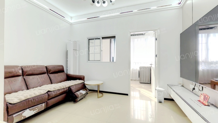 山湖秀峰苑二手房实景图