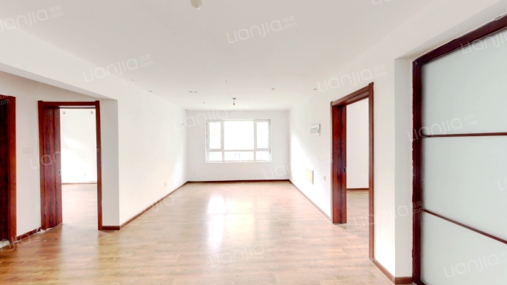 中东红街C区二手房实景图