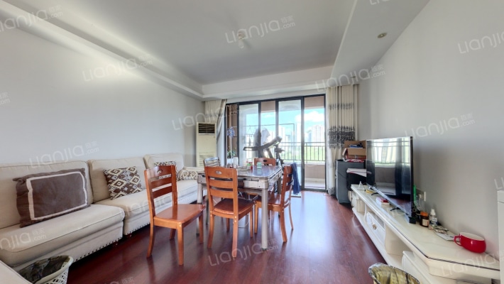 万科玲珑湾二手房实景图