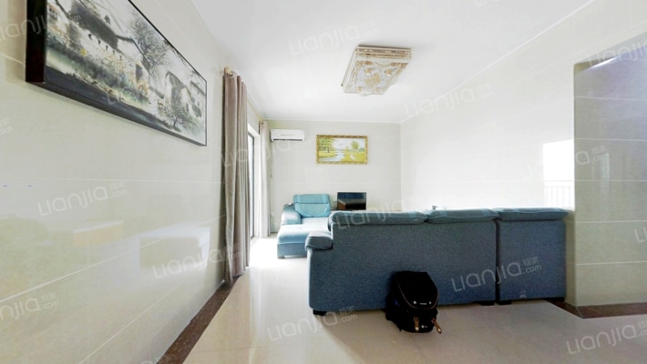 金威名轩二手房实景图