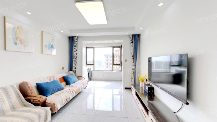 天山熙湖二期二手房实景图