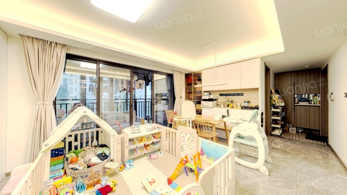 新城千禧公园二手房实景图