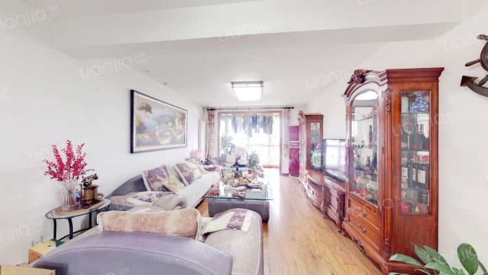 龙悦花园二手房实景图