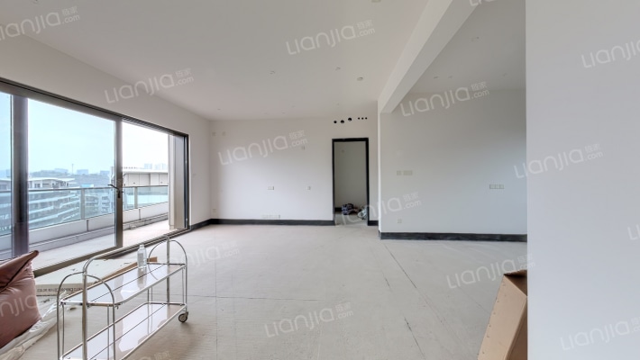 麓悦江城二手房实景图