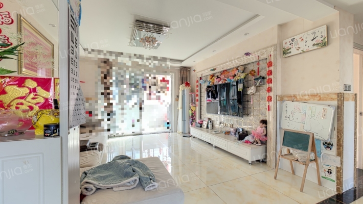 东城花苑三园二手房实景图