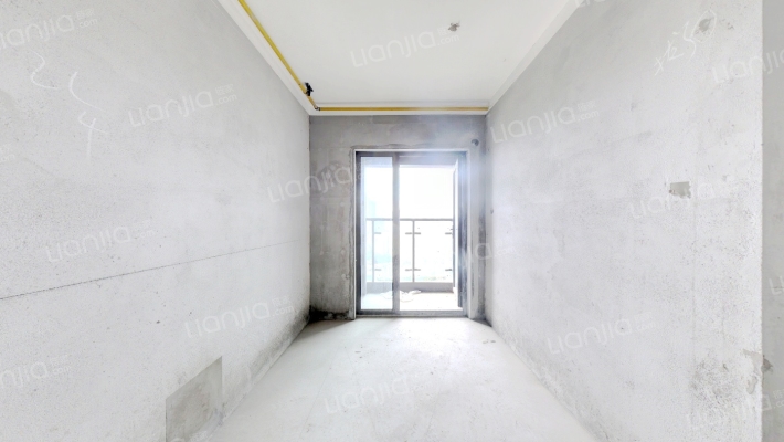 长投航空路壹号二手房实景图