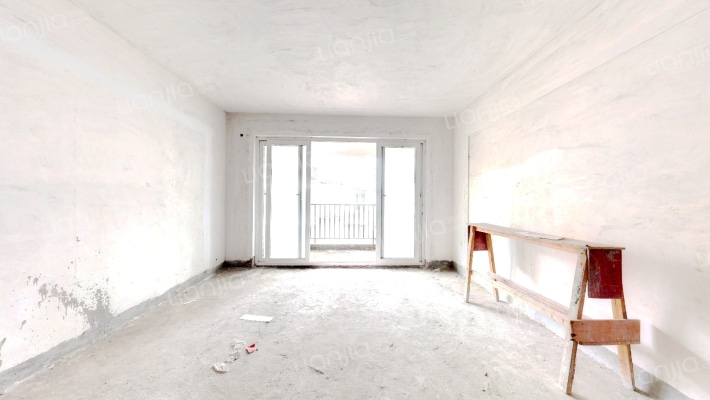 蓝天花园二手房实景图