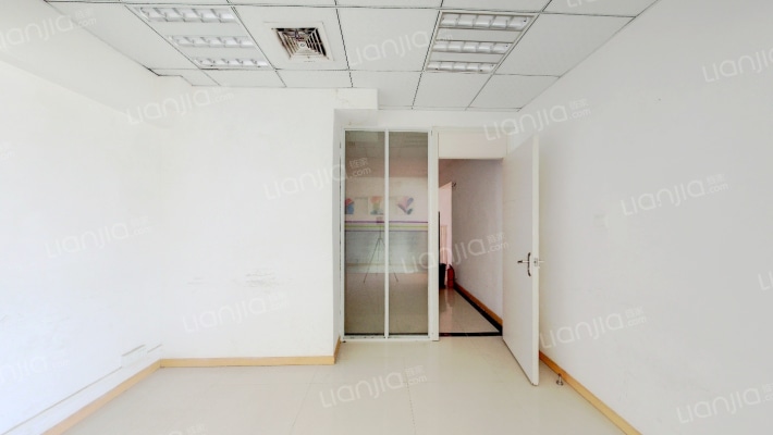 深发展大厦二手房实景图