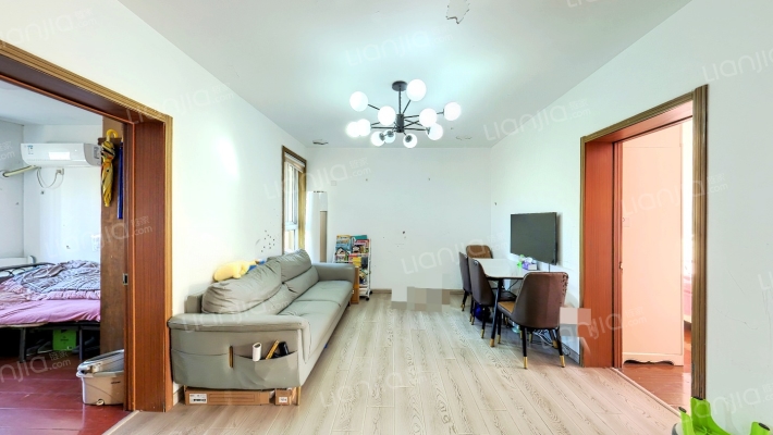 桃园居二手房实景图