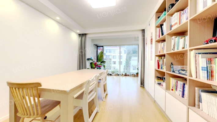 青翠里二手房实景图