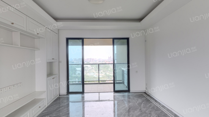 信鸿御江东岸二手房实景图