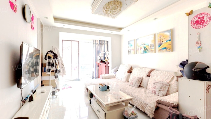 香槟新坐标二手房实景图