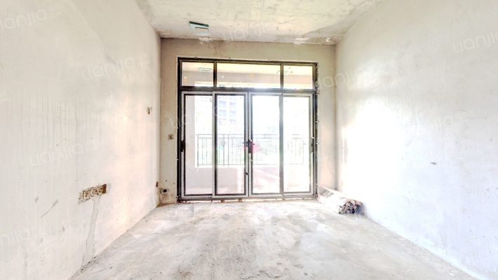 恒大文化旅游城18组团二手房实景图