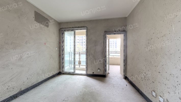 中国摩三期金棕公馆二手房实景图