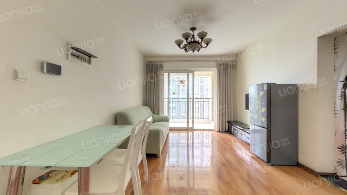 驷马康城二手房实景图