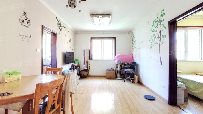 青宜居一期二手房实景图