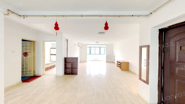 金秋小区一期二手房实景图