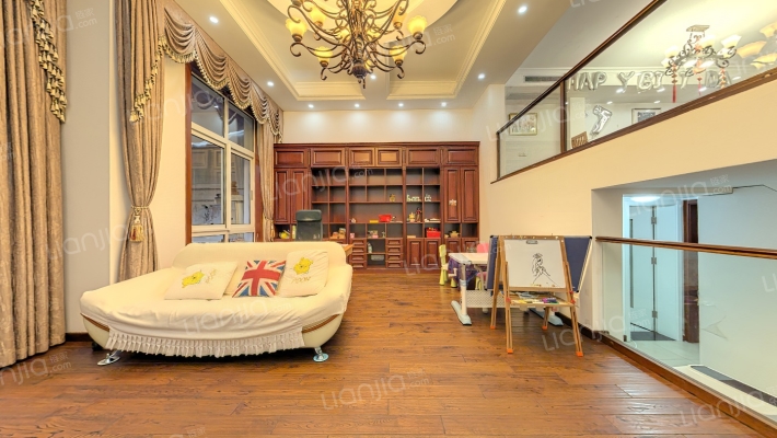 欣绿名苑二手房实景图