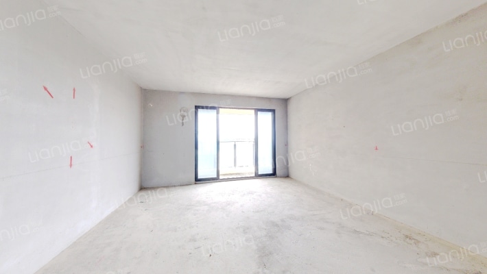 三正瑞士半山二手房实景图