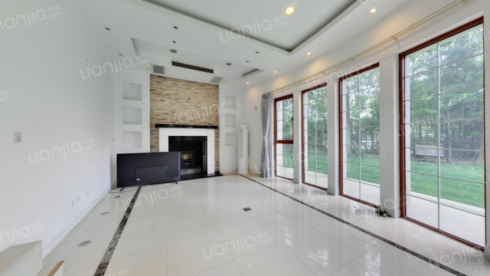 西郊庄园二手房实景图