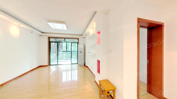 映山菁华二手房实景图