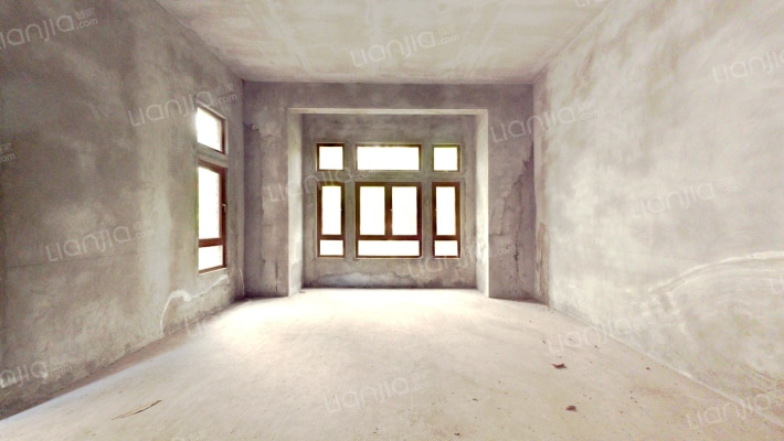 晋愉碧怡林畔二手房实景图