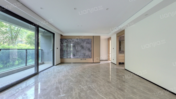 旭辉中心二手房实景图