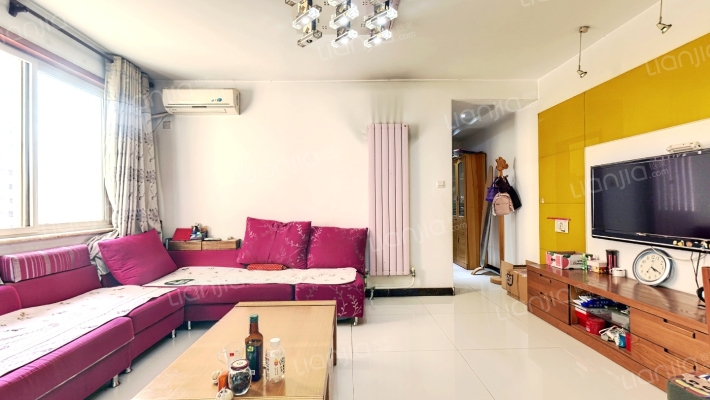 东方广场二手房实景图