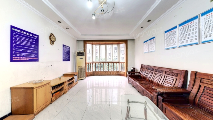 南方花园C5区二手房实景图