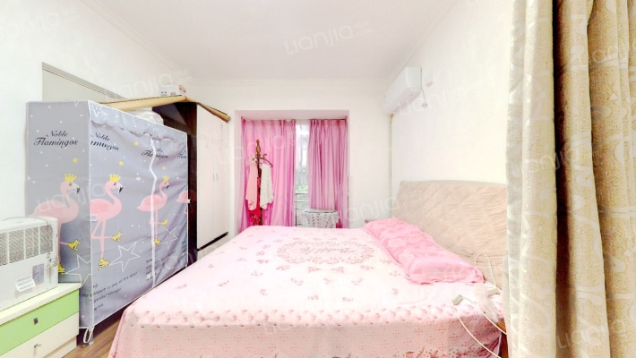 青城山水二手房实景图