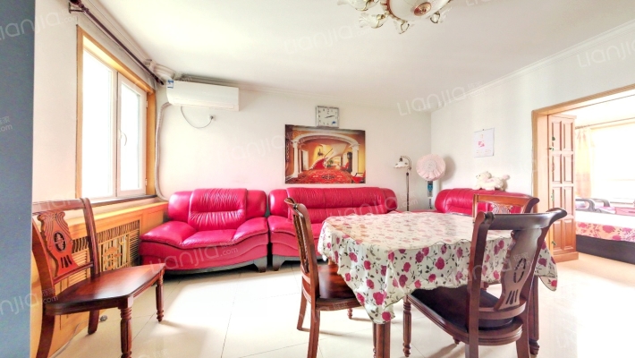 沁馥家园二手房实景图