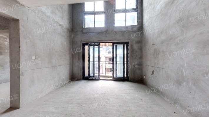 俊峰香格里拉二手房实景图