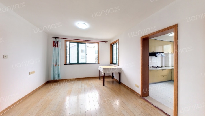 梁湖家园西区二手房实景图