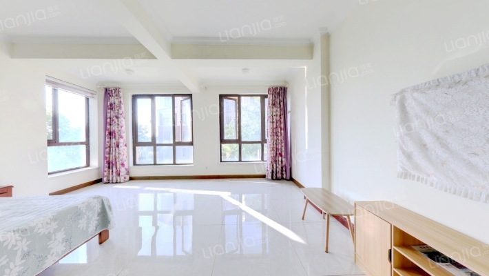 泰生小镇二手房实景图