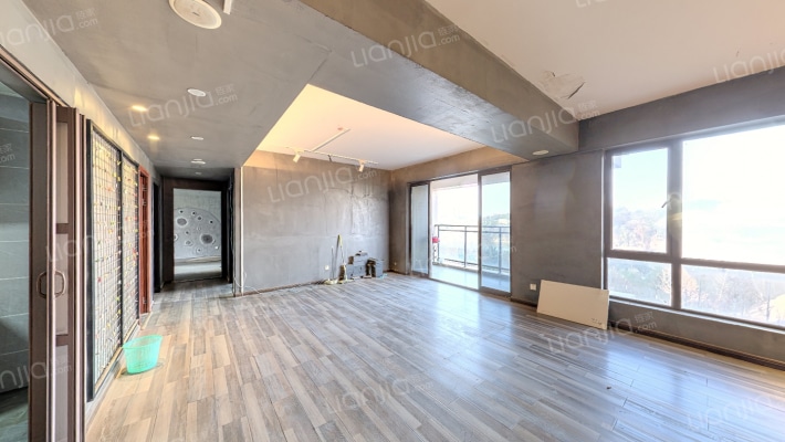 海洋半岛二手房实景图