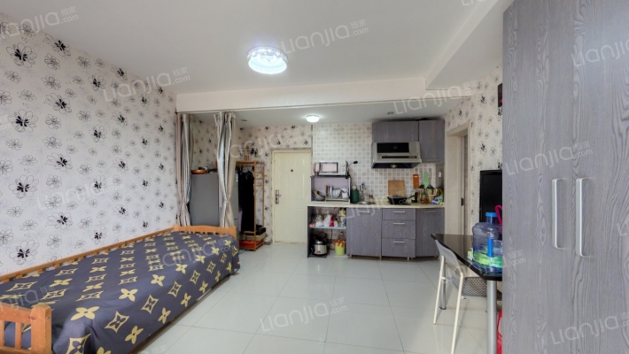 银信国际公寓二手房实景图