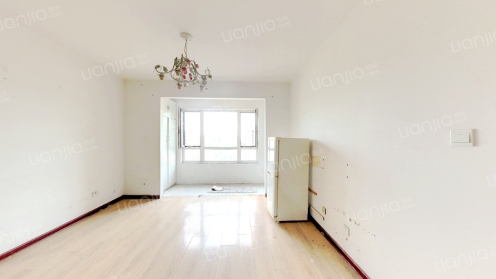 碧桂园银河城依云二期二手房实景图